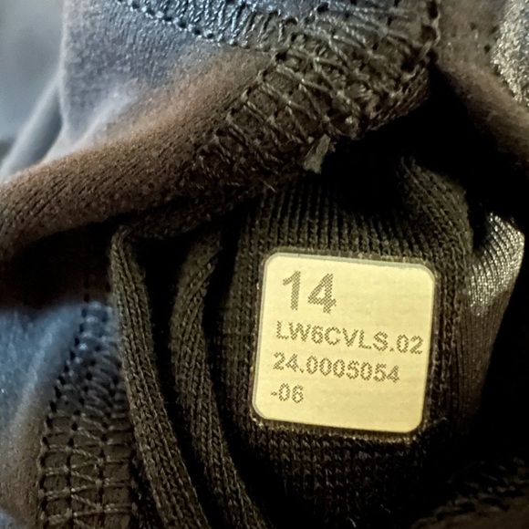 Lululemon Wunder Train High-Rise Crop 23" - Picture 8 of 9